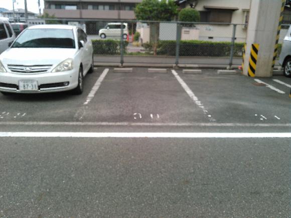 姫路野里三駐車場