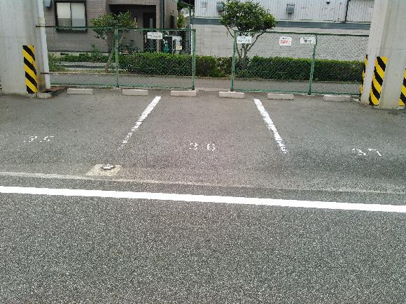 姫路野里第四駐車場