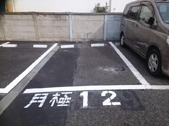 鶴見平安町駐車場