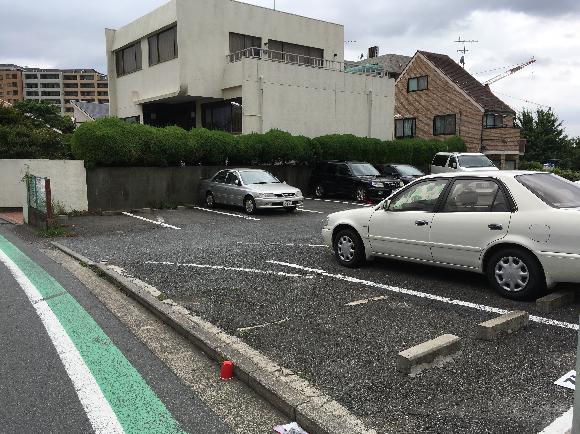 打越1番地駐車場