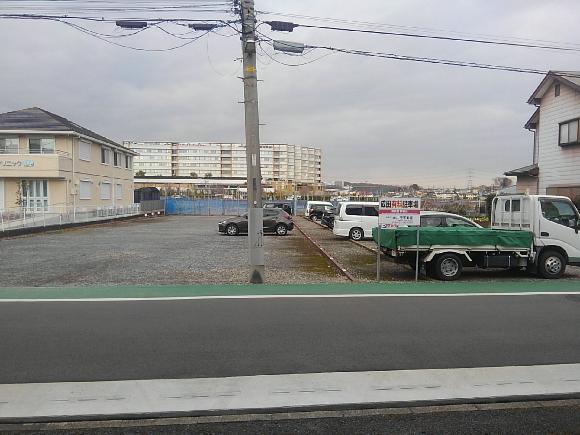 成田有料駐車場