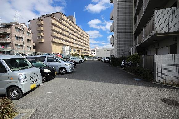 プライム青葉丘駐車場 万博記念公園徒歩13分 予約制 タイムズのb