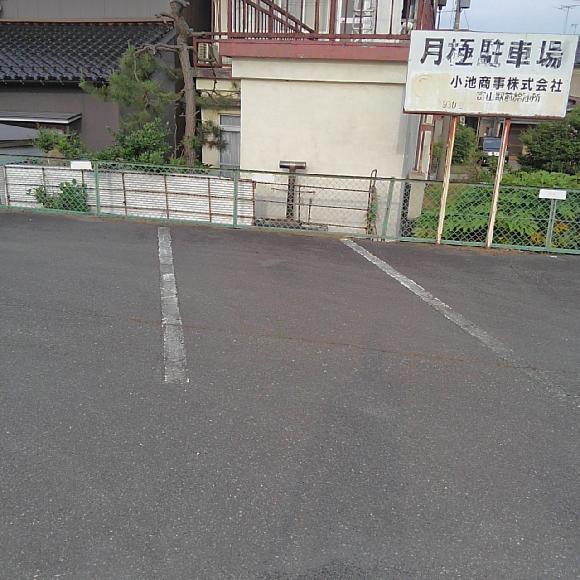 富山市石坂駐車場