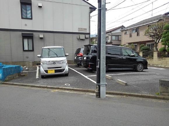 氷川台２丁目 サンフラッツ氷川台駐車場 東久留米市立第六小学校 徒歩2分 予約制 タイムズのb