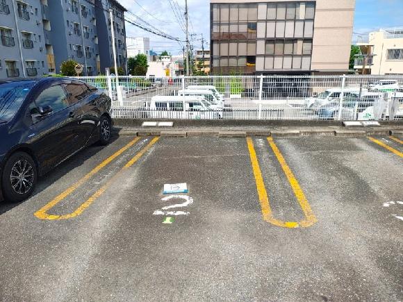 【予約制】タイムズのB UR都市機構金山団地駐車場の写真URL1
