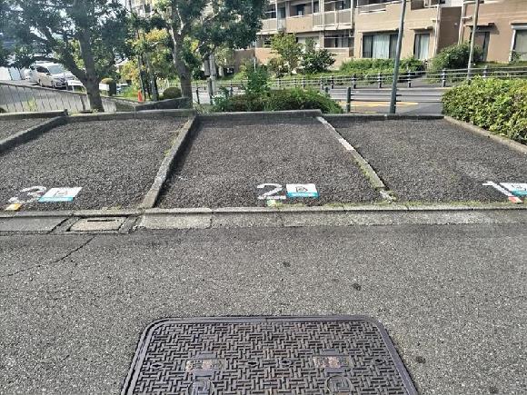 多摩ニュータウンコリナス長池駐車場