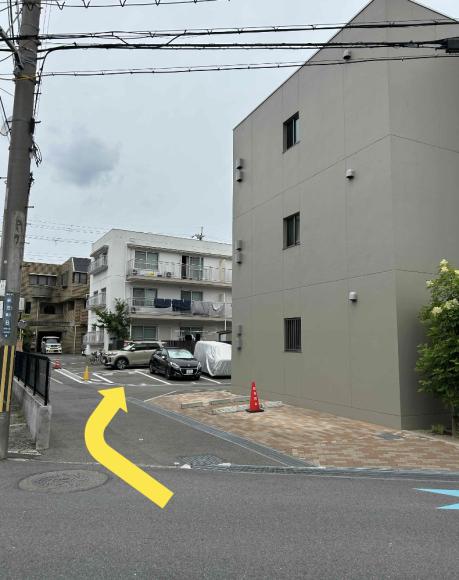 アイマンション駐車場