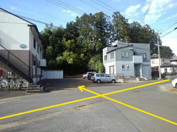 セジュールヤハタ駐車場