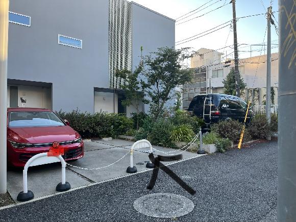 初台1-36-5駐車場