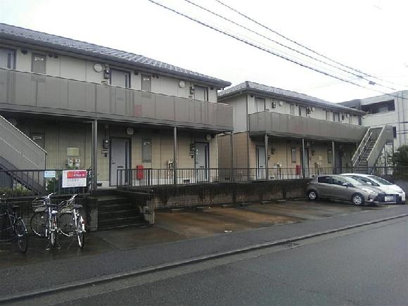 ピュアテラスＡ棟Ｂ棟駐車場