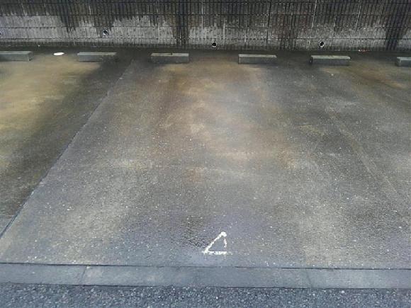ピュアテラスＡ棟Ｂ棟駐車場