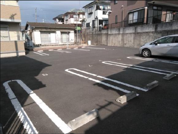 グレース駐車場