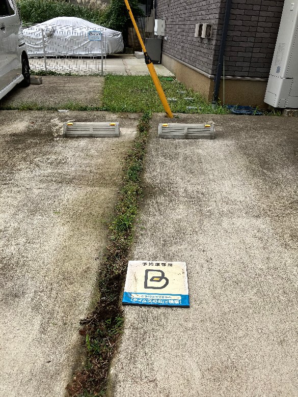 瀬谷1-27駐車場