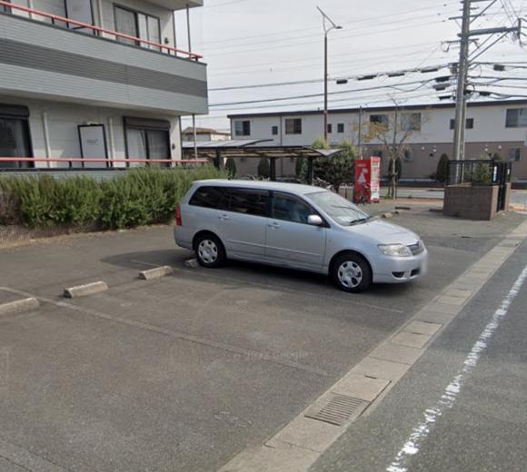 グリーンコート100駐車場