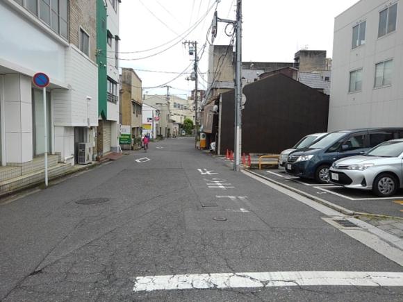 タイムズ的場町駐車場 的場町駅徒歩3分 広島駅徒歩3分 予約制 タイムズのb