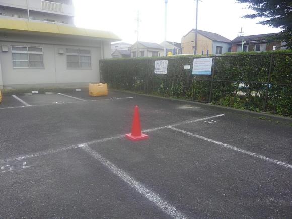 貝田荘駐車場