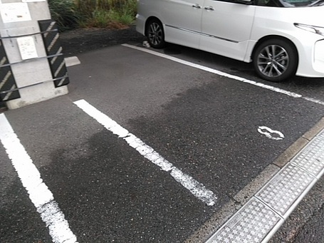 上本町月極駐車場