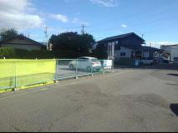 松本ウエルトンホテル駐車場