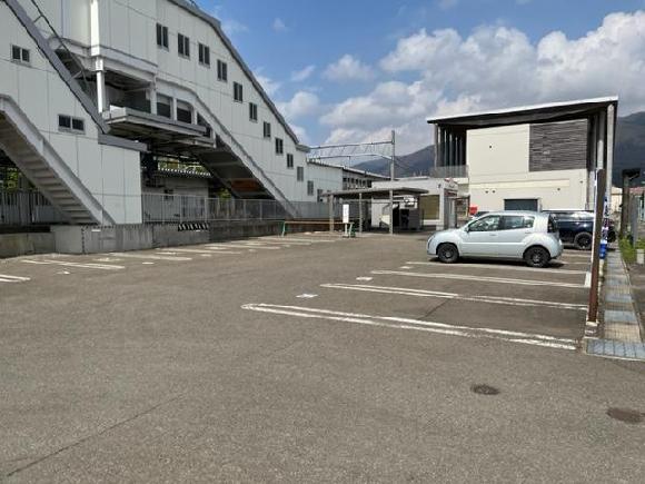 ＪＲ田沢湖駅月極駐車場