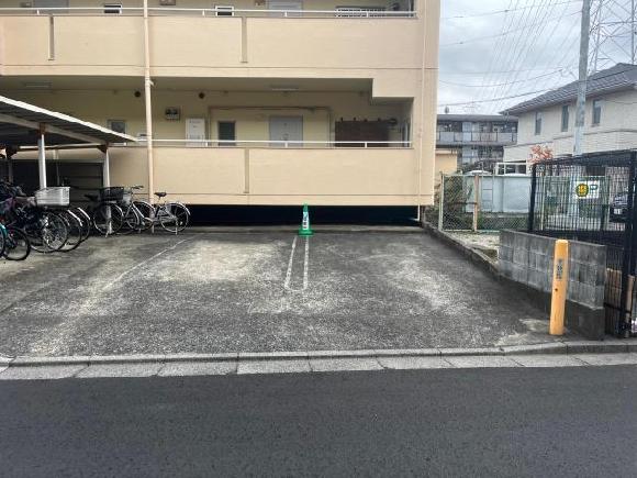 【予約制】タイムズのB 川瀬コーポラス駐車場の写真URL1