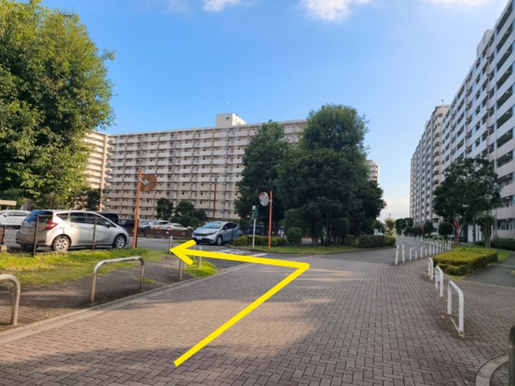 昭島つつじが丘ハイツ駐車場
