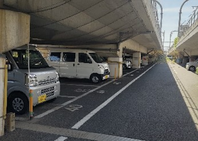 Parking in コトニア赤羽南月極
