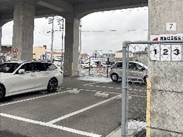 伊勢崎駅構内前橋方第2駐車場