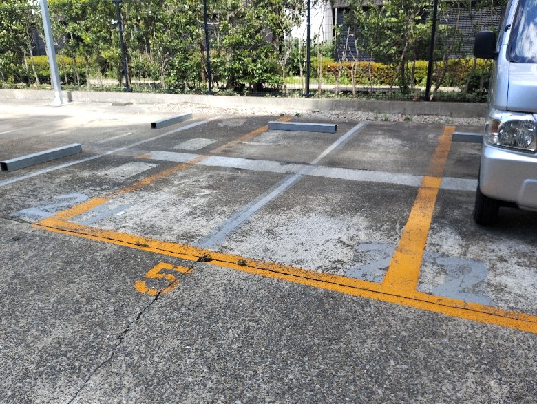 Parking in 港南３丁目月極