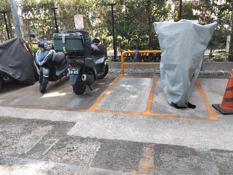 Parking in 港南３丁目バイク月極