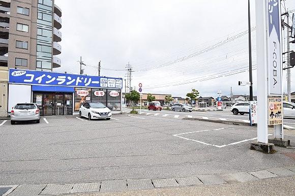 【予約制】タイムズのB スーパーコインランドリー京田店の写真URL1