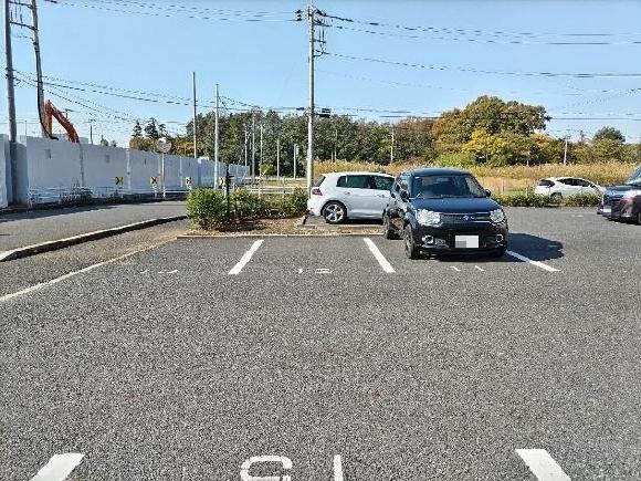 シャルマン柏の葉駐車場