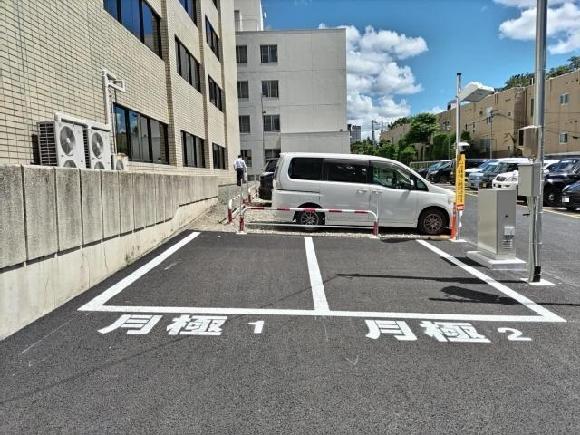 タイムズ盛岡内丸駐車場