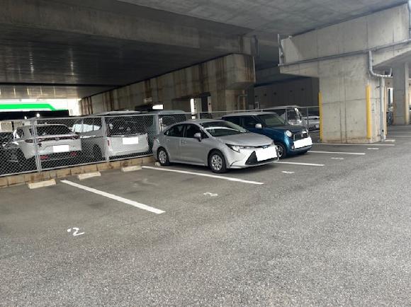 千早駅月極駐車場