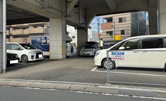 試験場前駅駐車場（軽）