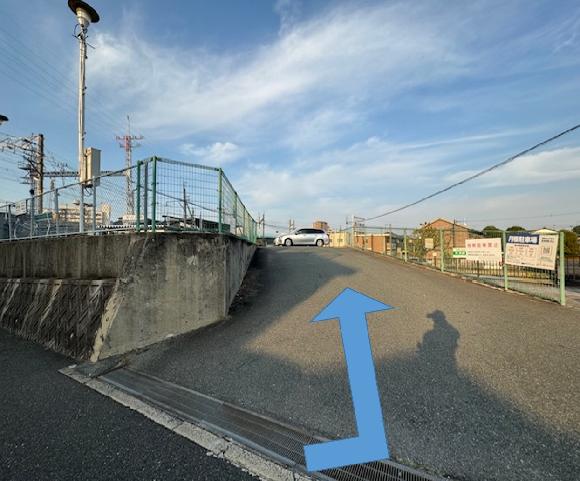 宮の陣駅駐車場