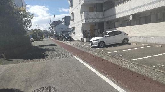 エル上熊本駐車場