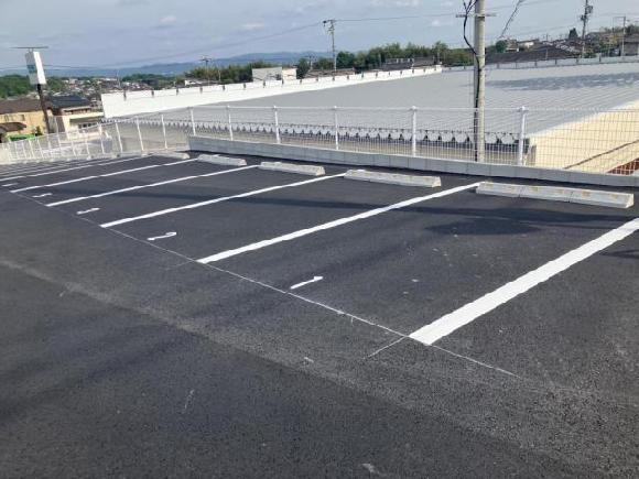 根本駅前駐車場