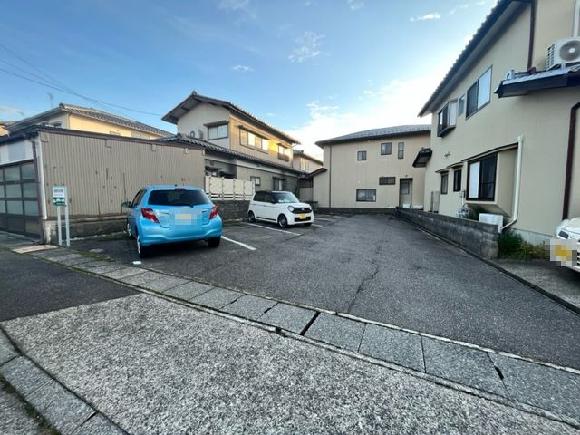 道畑長坂台駐車場