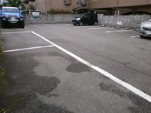 河合月極駐車場