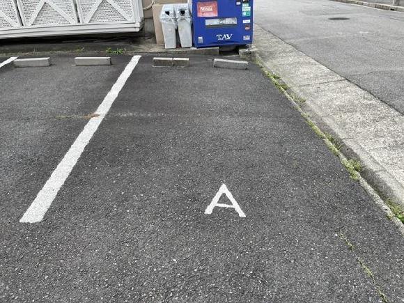 FK鳥見町１丁目駐車場