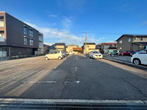 長坂坂野駐車場