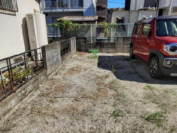 LGA31 敷地外駐車場