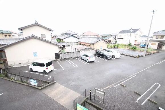 140347コンフォート西端駐車場