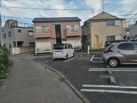 グレイスA・B駐車場