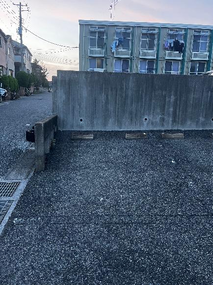 向小金２－５４０－１３駐車場