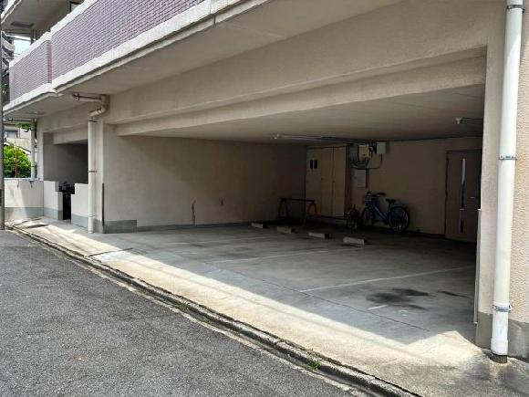 東大曽根町35-1シティライフ徳川園駐車場