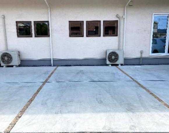 BakeryCafe吉　駐車場