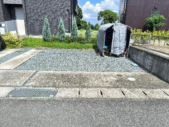 豊岡2000-2460駐車場