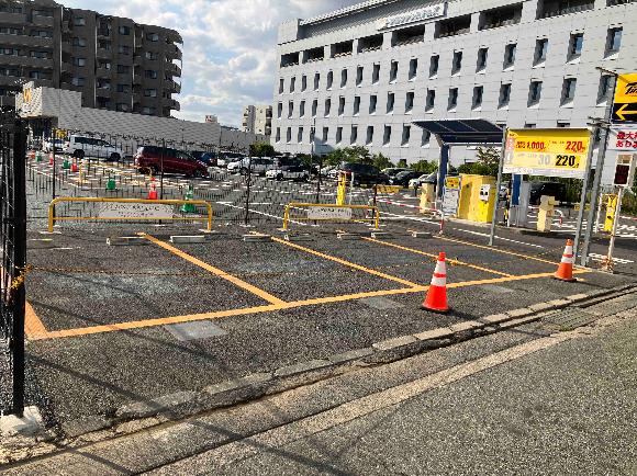 上小田中６−６駐車場