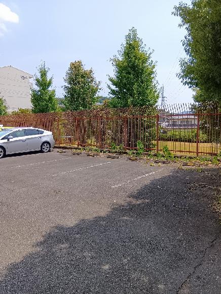 城ノ岡県営住宅　J棟南側駐車場